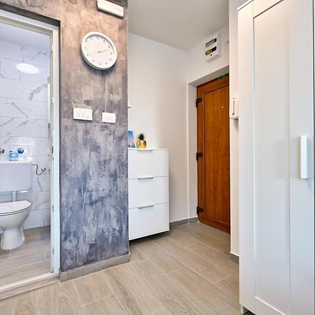 Apartman Michael / Novalja / Zrce Esterno foto