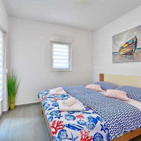Apartman Michael / Novalja / Zrce Esterno foto