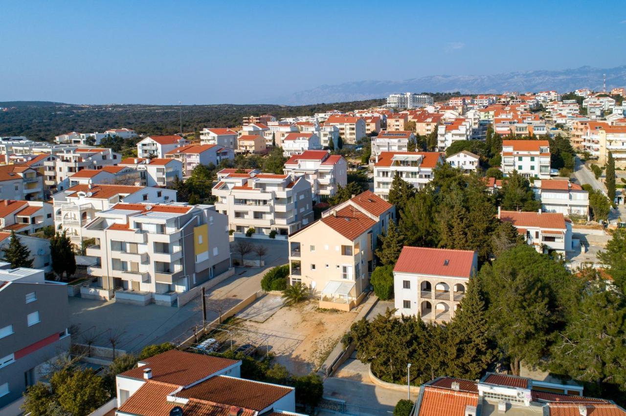 Apartman Michael / Novalja / Zrce Esterno foto