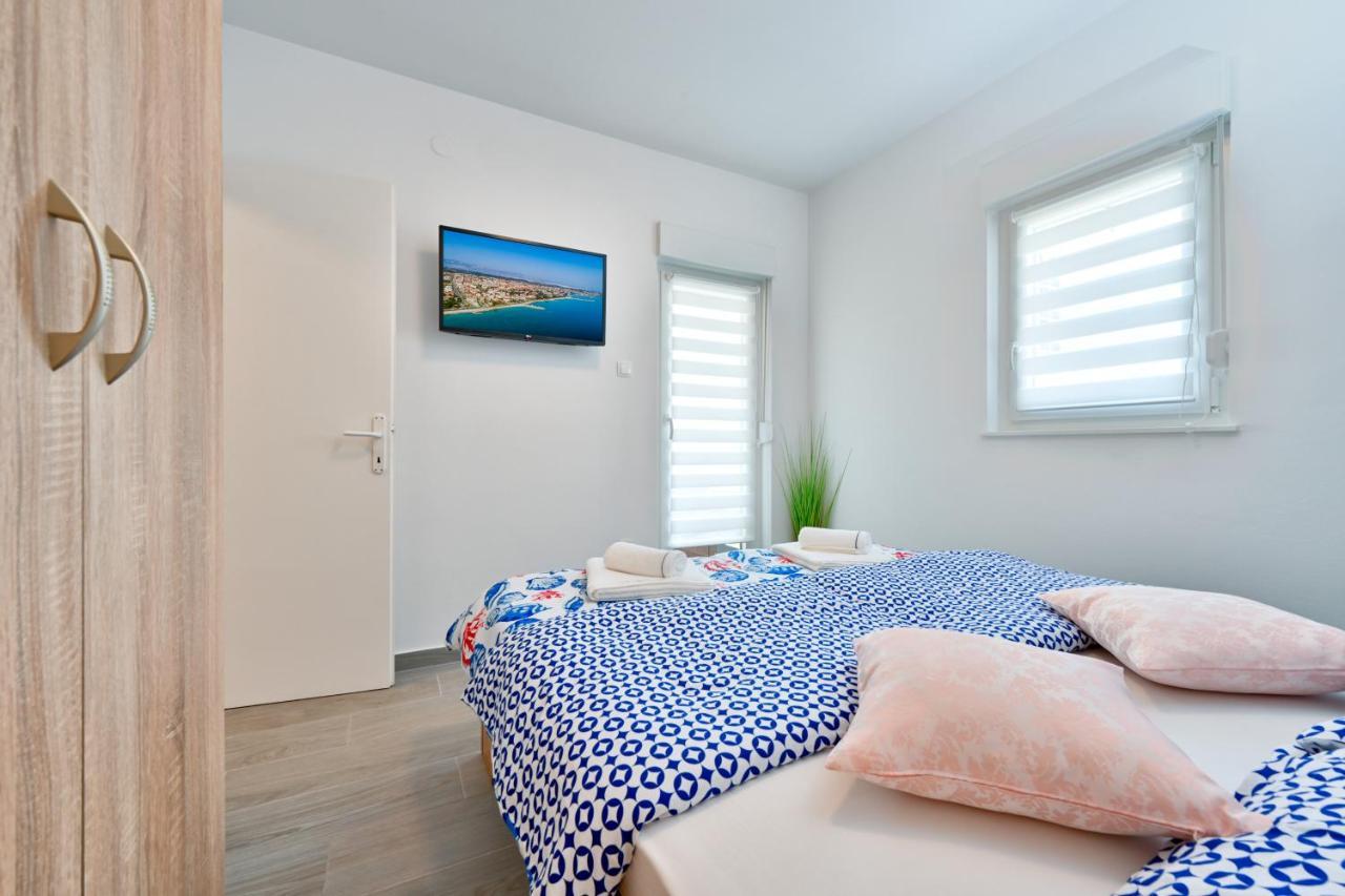 Apartman Michael / Novalja / Zrce Esterno foto
